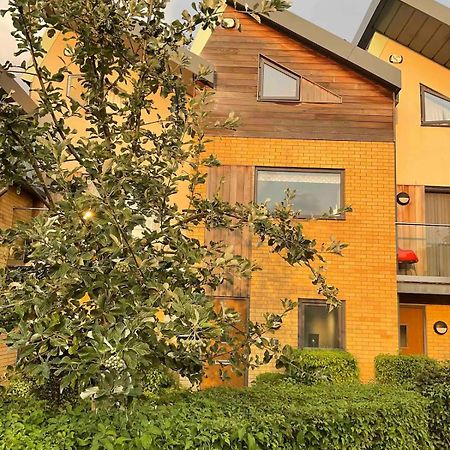 Pass The Keys Stunning Townhouse In Uphill Historic Lincoln Villa Kültér fotó